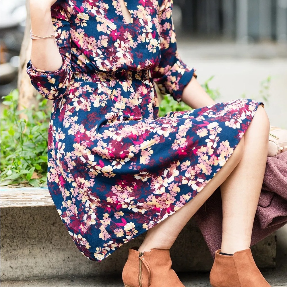 Floral Long-Sleeve Midi Dress